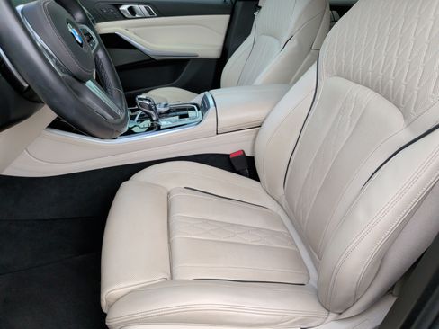 Used 2020 BMW X5 sDrive40i w/ M Sport Package image 25