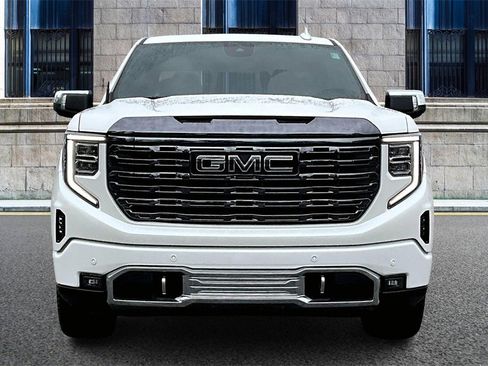 Used 2024 GMC Sierra 1500 Denali Ultimate image 3