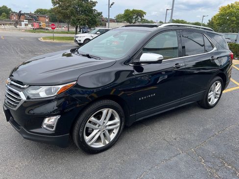 Used 2018 Chevrolet Equinox Premier AWD/4WD image 6