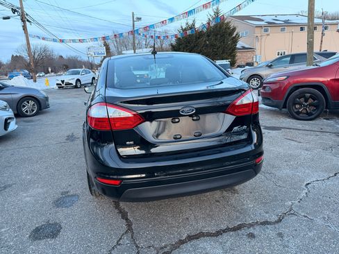 Used 2019 Ford Fiesta SE w/ Cold Weather Package image 6