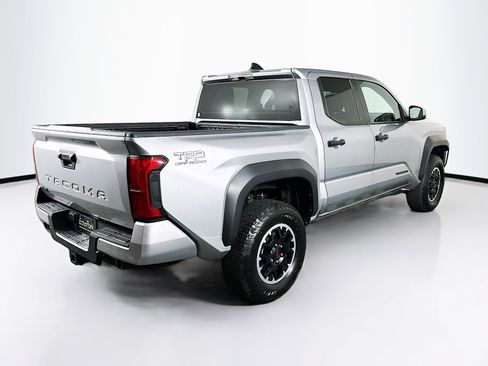 Used 2025 Toyota Tacoma TRD Off-Road image 9