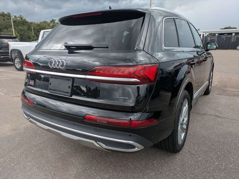 Used 2023 Audi Q7 3.0T Premium Plus w/ Premium Plus Package AWD/4WD image 3