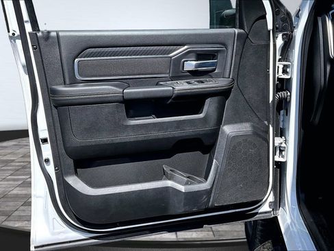 Certified 2026 RAM 2500 Big Horn AWD/4WD image 13
