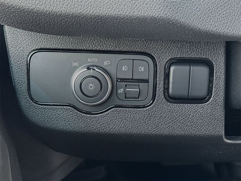 Used 2024 Mercedes-Benz Sprinter 144 Cargo image 31