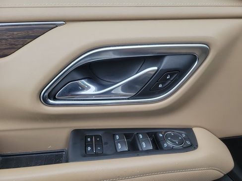 Used 2021 Chevrolet Tahoe Premier RWD image 21