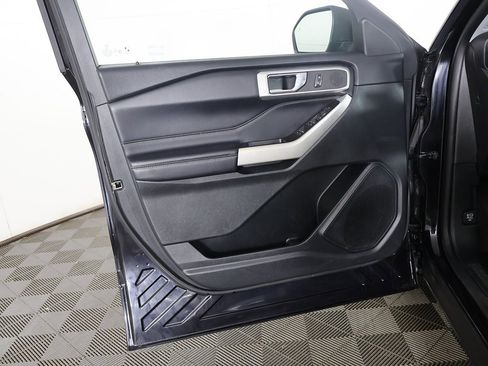 Used 2020 Ford Explorer XLT w/ Equipment Group 202A image 22