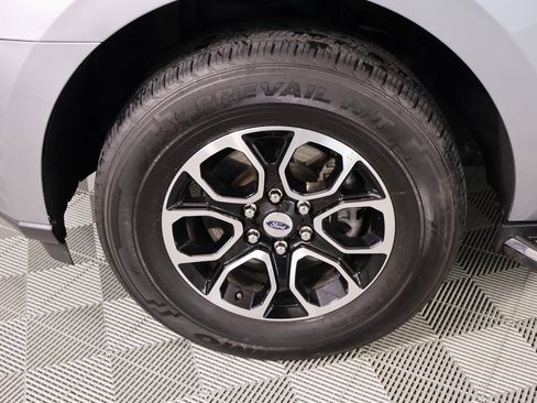 Used 2023 Ford Expedition Max XLT image 19