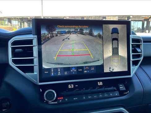 Used 2025 Toyota Tundra Platinum image 26