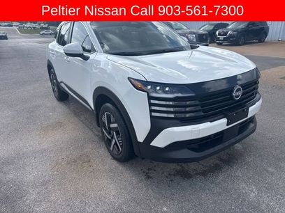 Used 2025 Nissan Kicks SV w/ Illumination Package