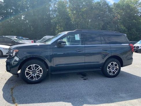 New 2025 Ford Expedition Active image 14