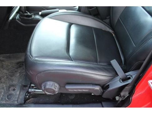 Used 2021 Jeep Wrangler Unlimited Sahara image 21