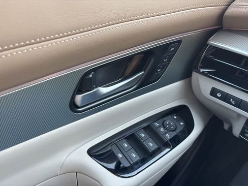 New 2026 Nissan Murano Platinum w/ Cargo Package image 18