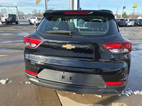 Used 2024 Chevrolet TrailBlazer LS image 6