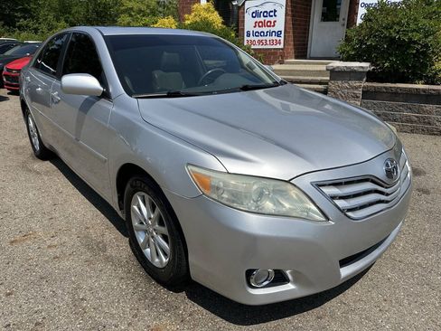 Used 2010 Toyota Camry LE FWD image 10