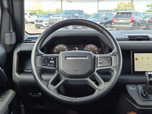 Used 2024 Land Rover Defender 110 X-Dynamic SE AWD/4WD image 23