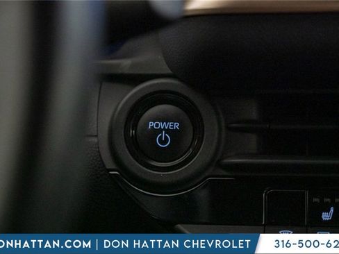 Used 2024 Toyota Crown XLE image 11