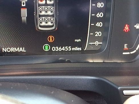 Used 2023 Honda Pilot Elite image 21