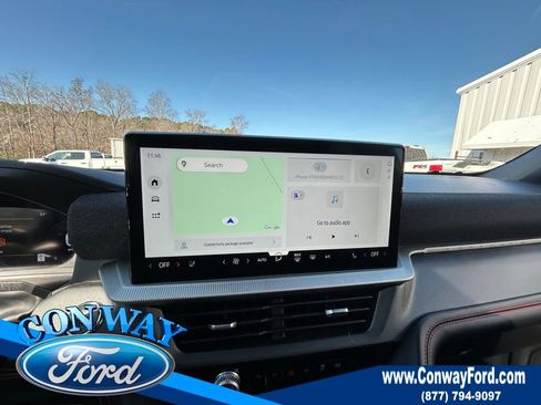 Used 2025 Ford Explorer ST image 36