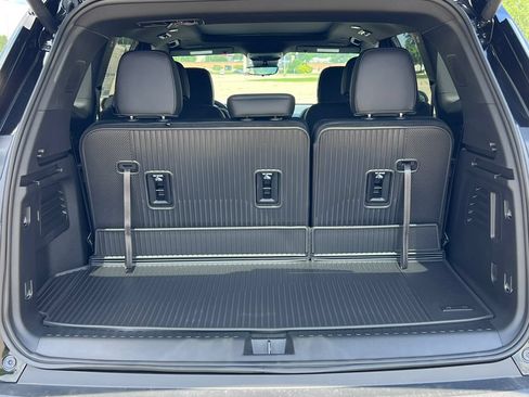 New 2026 GMC Acadia AT4 w/ Luxury Package AWD/4WD image 36