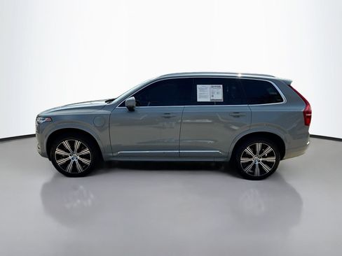 Used 2025 Volvo XC90 T8 Plus w/ Protection Package Premier AWD/4WD image 4