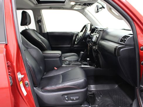 Used 2016 Toyota 4Runner Trail Premium AWD/4WD image 23