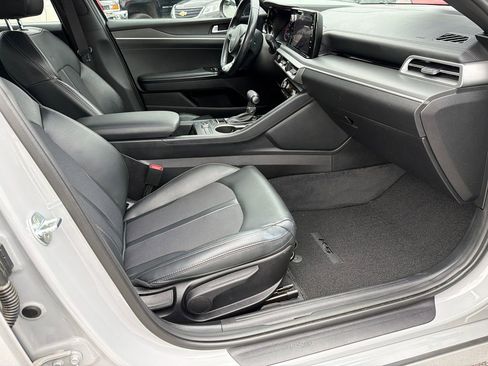 Used 2023 Kia K5 GT-Line image 13