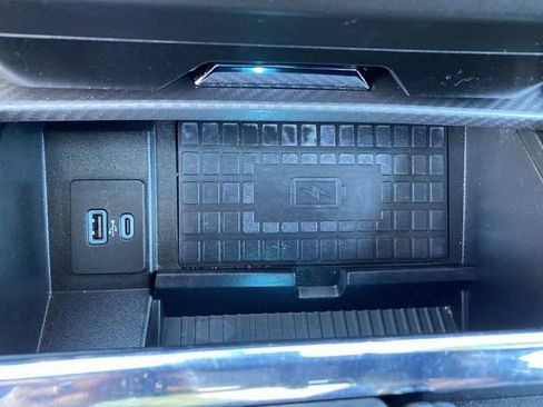 Used 2021 Ford Expedition Limited AWD/4WD image 15