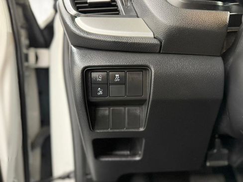 Used 2021 Honda CR-V LX image 24