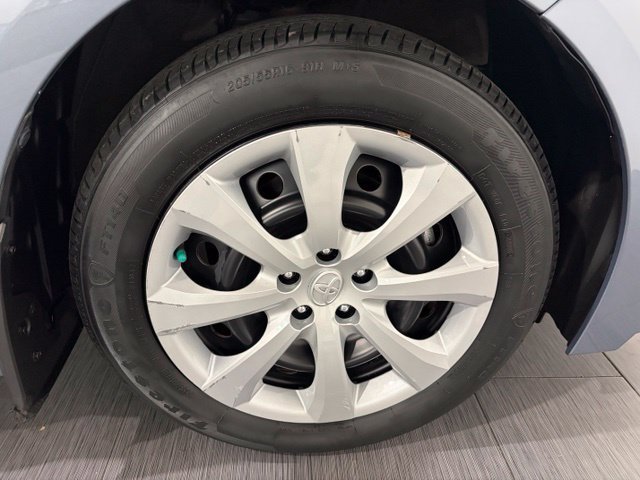 Used 2024 Toyota Corolla LE FWD image 25