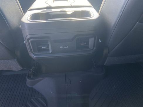 Certified 2022 Chevrolet Silverado 1500 RST image 21