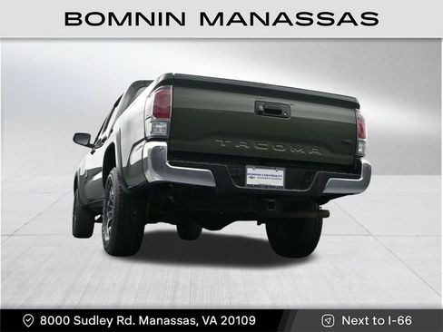 Used 2021 Toyota Tacoma TRD Off-Road image 33