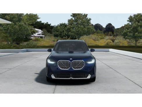 Used 2026 BMW X3 xDrive30i w/ Premium Package AWD/4WD image 3