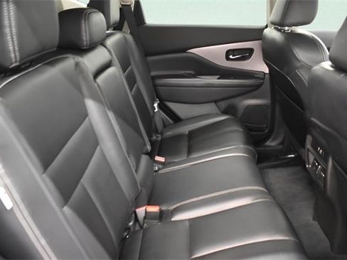Used 2022 Nissan Murano SV image 12