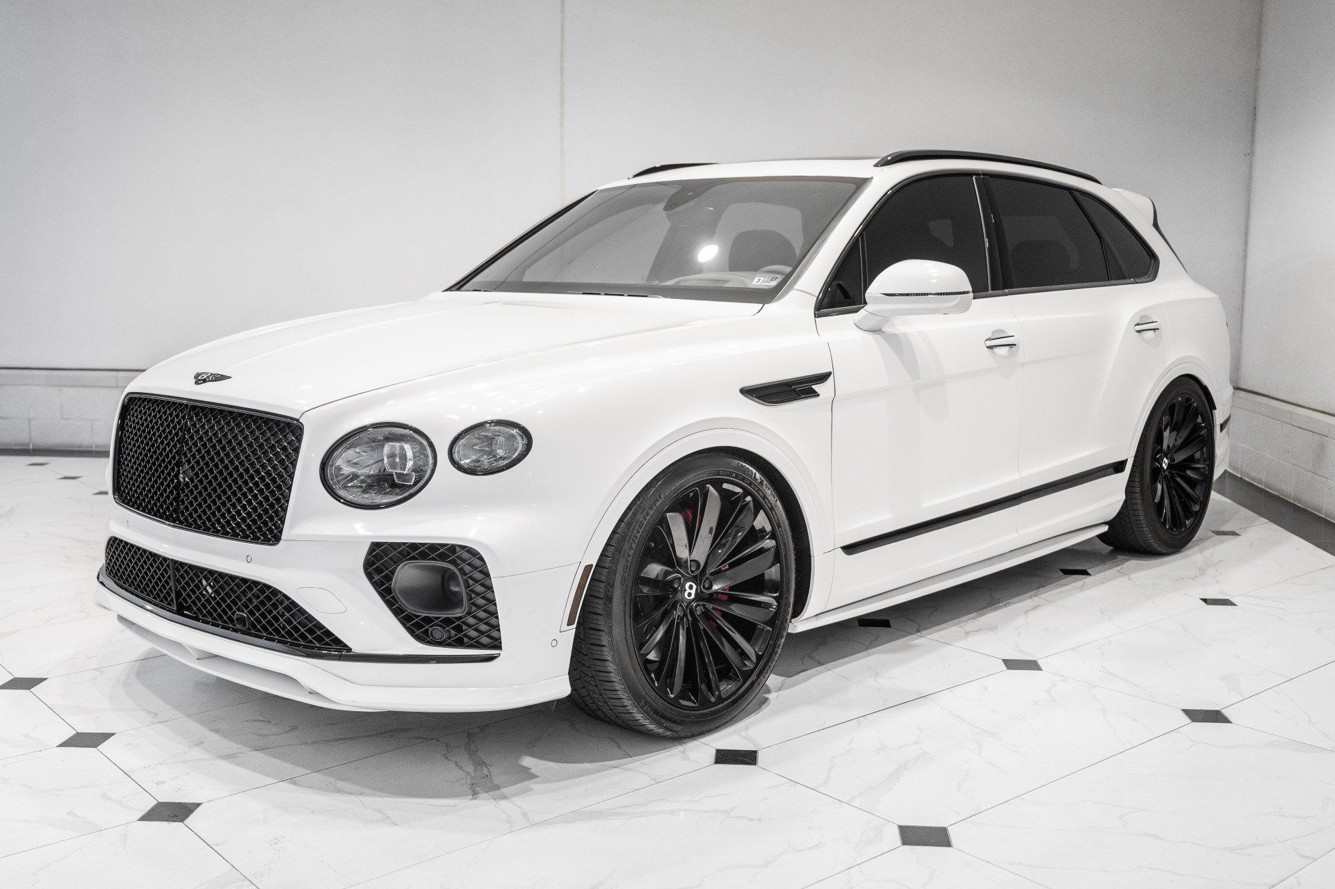 Used 2021 Bentley Bentayga Speed AWD/4WD image 47