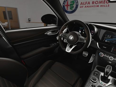 New 2025 Alfa Romeo Giulia w/ Driving Assist Package image 25