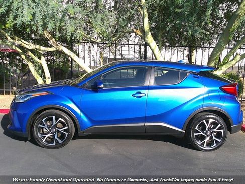 Used 2020 Toyota C-HR XLE image 8