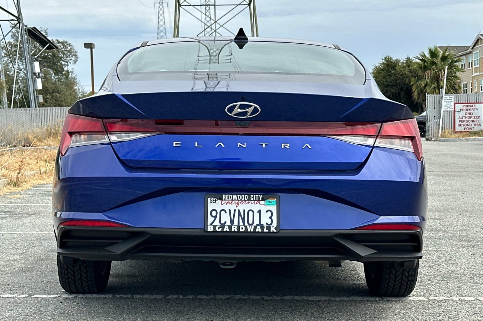Used 2023 Hyundai Elantra SEL FWD image 5