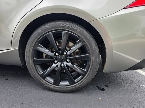 Used 2016 Lexus IS 200t RWD image 10