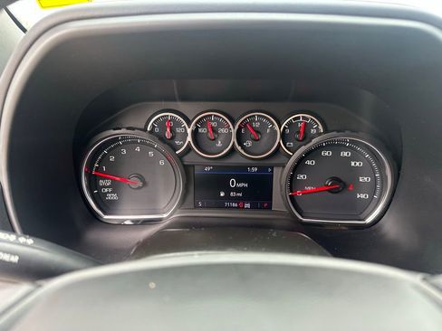 Used 2021 Chevrolet Tahoe Z71 image 13