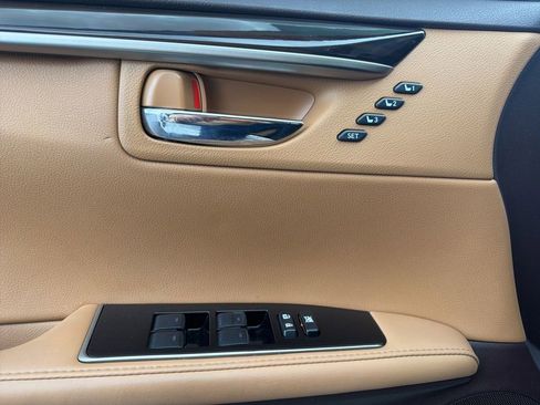 Used 2018 Lexus ES 350 image 18