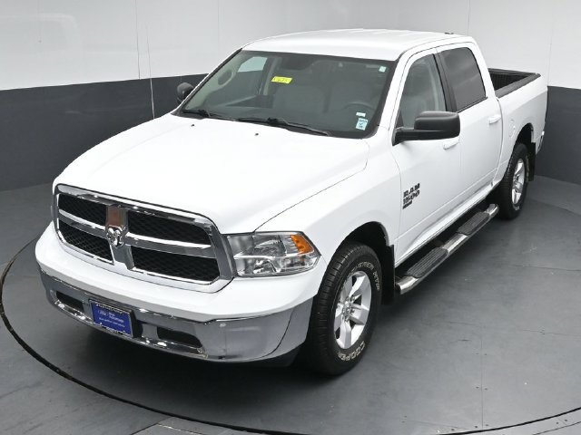 Used 2021 RAM 1500 Classic SLT AWD/4WD image 43