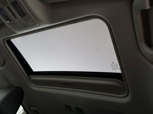 Used 2025 MAZDA CX-5 Carbon Edition image 28