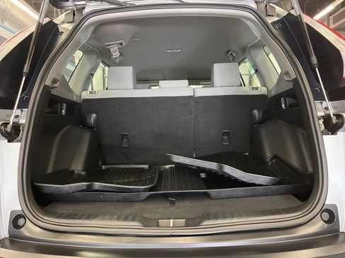 Used 2019 Honda CR-V LX image 27