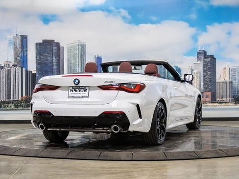Used 2026 BMW 430i Convertible w/ M Sport Package image 10