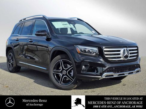 New 2026 Mercedes-Benz GLB 250 4MATIC image 1