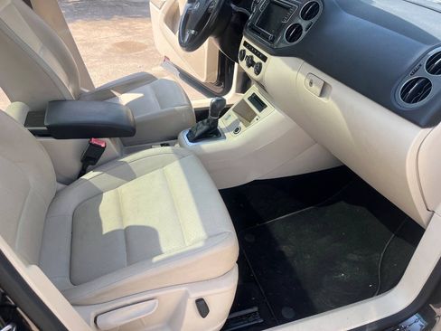 Used 2016 Volkswagen Tiguan SE FWD image 14
