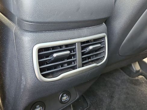 Used 2023 Hyundai Santa Fe SEL w/ Premium Package AWD/4WD image 28
