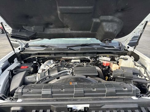 Certified 2025 Chevrolet Silverado 3500 LTZ w/ LTZ Convenience Package AWD/4WD image 17