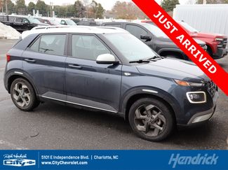 Used 2022 Hyundai Venue Limited video 1