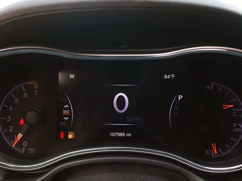 Used 2018 Jeep Grand Cherokee Limited AWD/4WD image 17